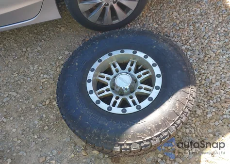 2006 Toyota Tacoma Base V6 z USA, uszkodzony, nr VIN 3TMLU42N96M004331